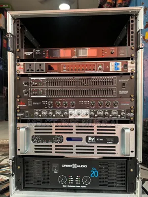 JBL 2pairs of Mid and a Pair of Bass With Amp Rack Set