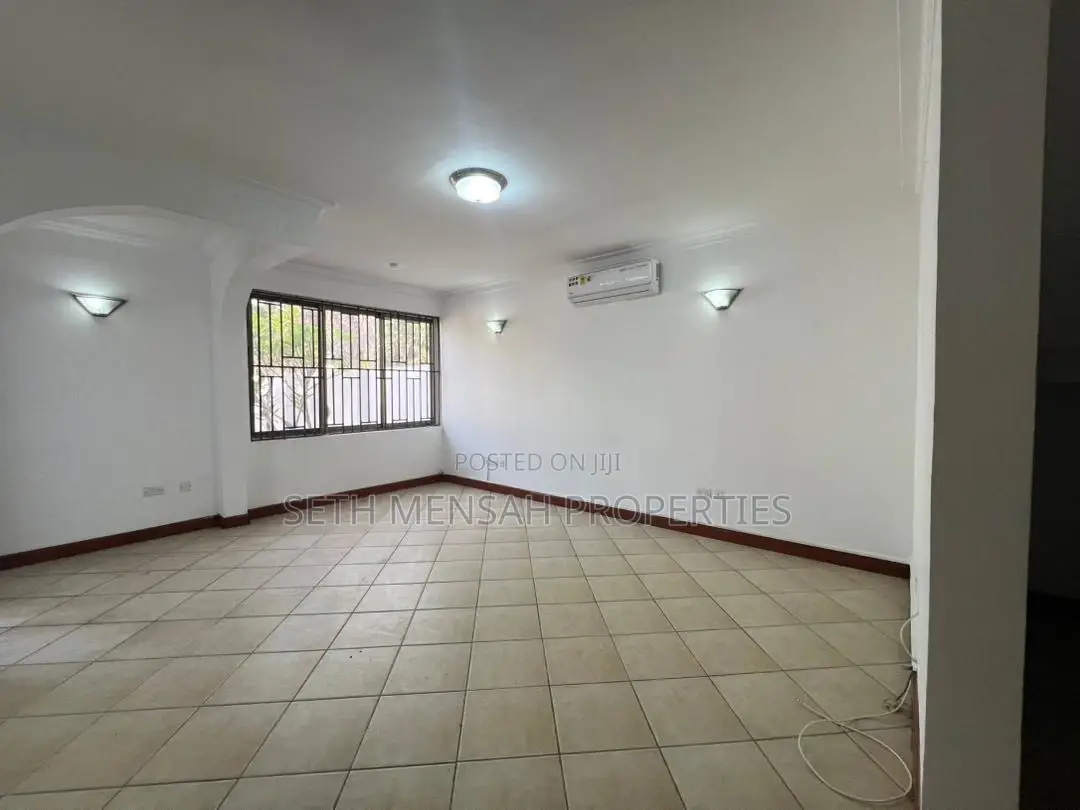 3bdrm House in Skm, Cantonments for rent