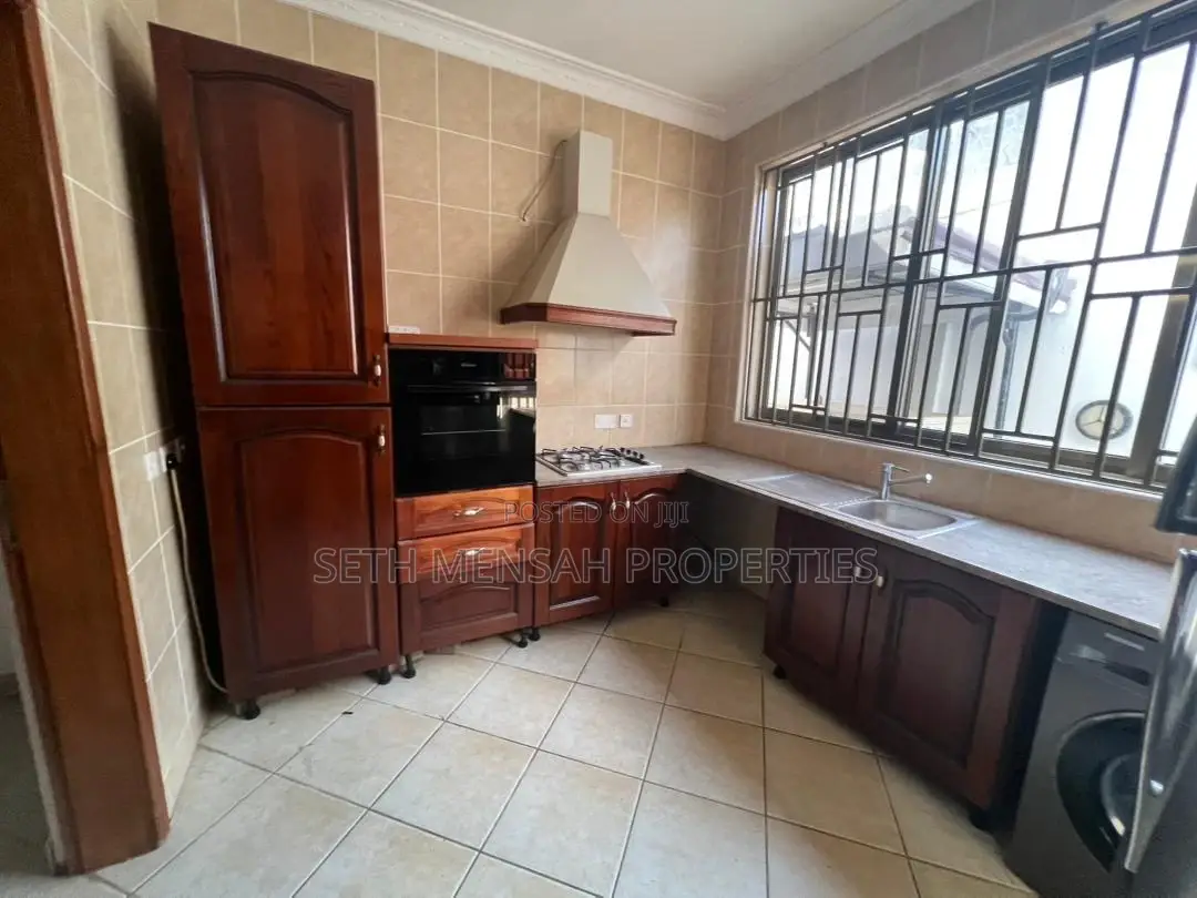 3bdrm House in Skm, Cantonments for rent