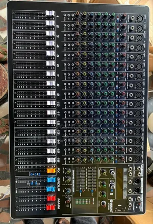 Yamaha AP16USB 16-Channel Mixer