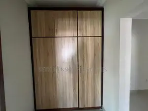 3bdrm Townhouse / Terrace in Skm, Cantonments for rent
