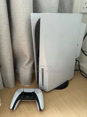 Ps5 Standard Disc Edition With 1 Controller and 21 Games