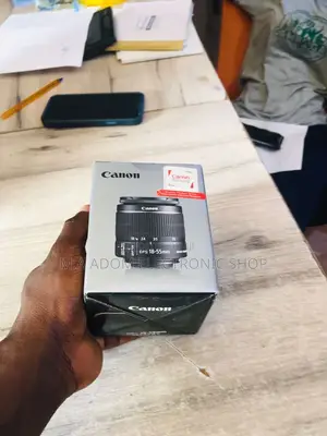 Canon 18-55mm: Capture Life's Moments