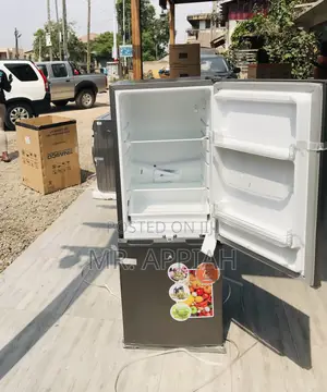 New Galaxy GLX-200bg Bottom Freezer Electric Refrigerator.