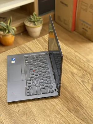 Laptop Lenovo ThinkPad T14 G2 16GB Intel Core I7 SSD 512GB