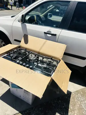 Call  for Kenwood Gas Cooker 5burner Inbuilt