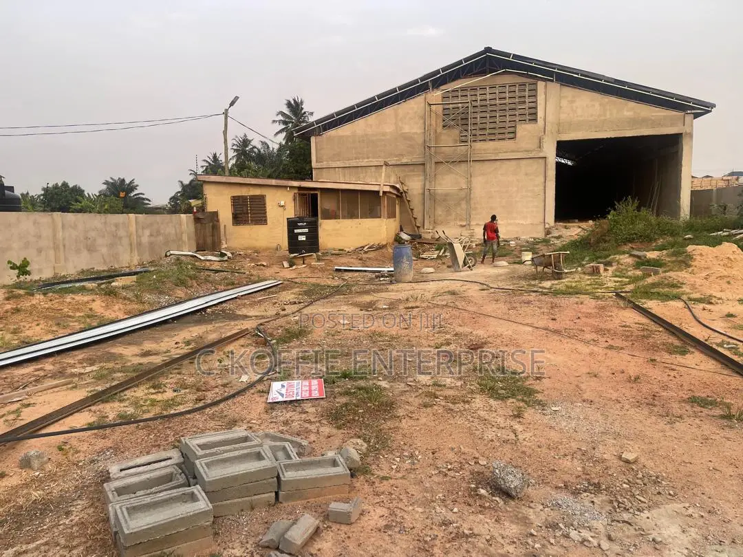 500 SQM Warehouse at Amasaman