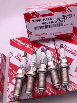 Toyota Corolla, Camry, Yaris, Rav4 Original Plugs