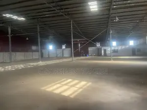 1000 SQM Warehouse at Achimota for Rent