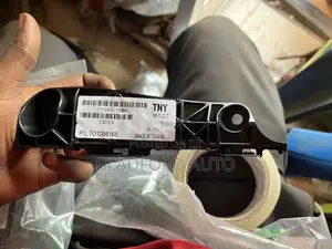 Rav 4 2009-2012 Fenderlock Pair