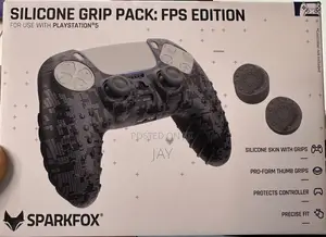 Ps5 Controller Thumbgrips and Case