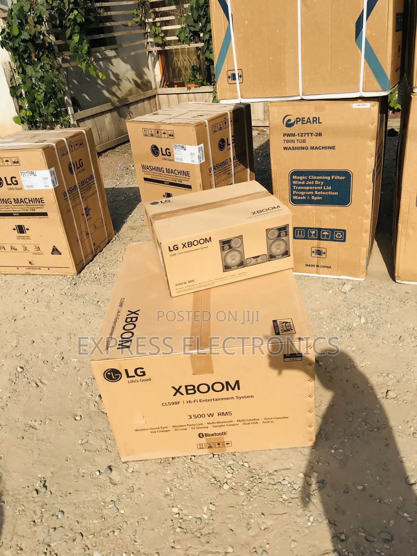 Ultra Modern Lg CL98, 2350 Watts