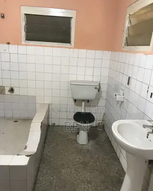 4bdrm Apartment in Abelenkpe, Abelemkpe for rent