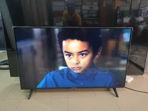 2023/43"Lg Uhd HDR Smart Satellite Tv