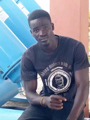 Driver Looking for Bolt , Taxi or Delivery Cars