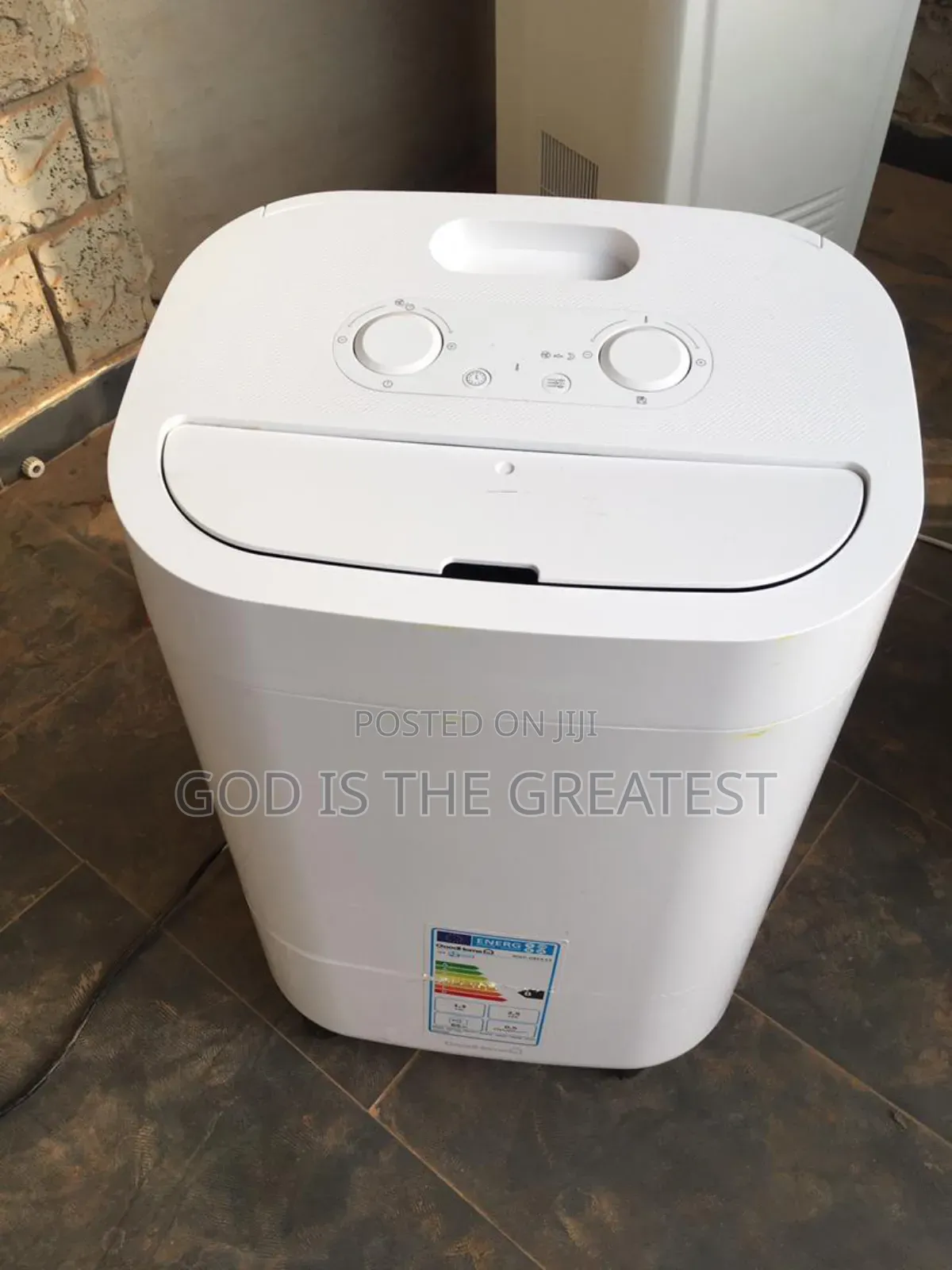 Fast Cooling Portable Air Conditioner for Your Bedroom