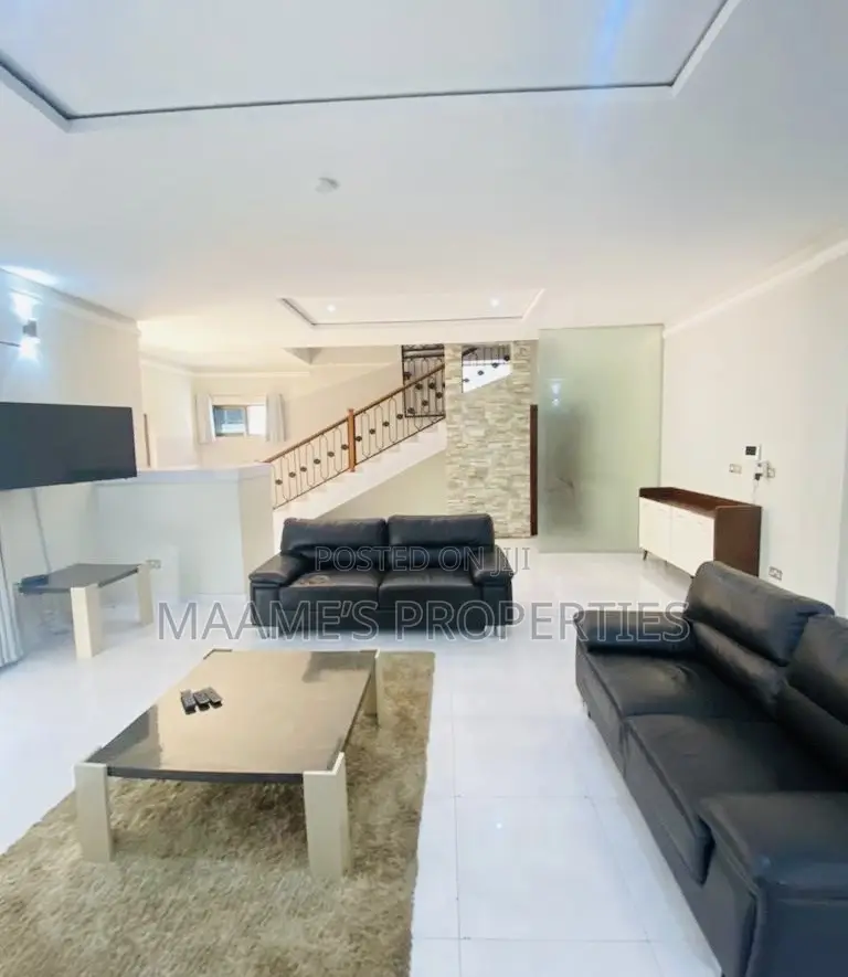 6bdrm Duplex in Cantonments for rent