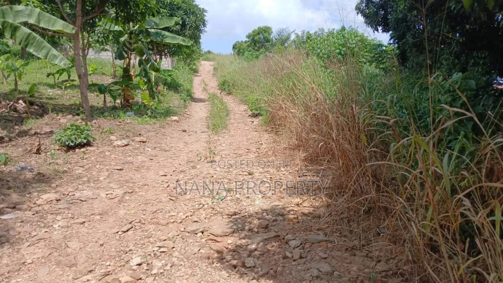 30 Plots of Land for Sale Located at the Dowdowa Hospital