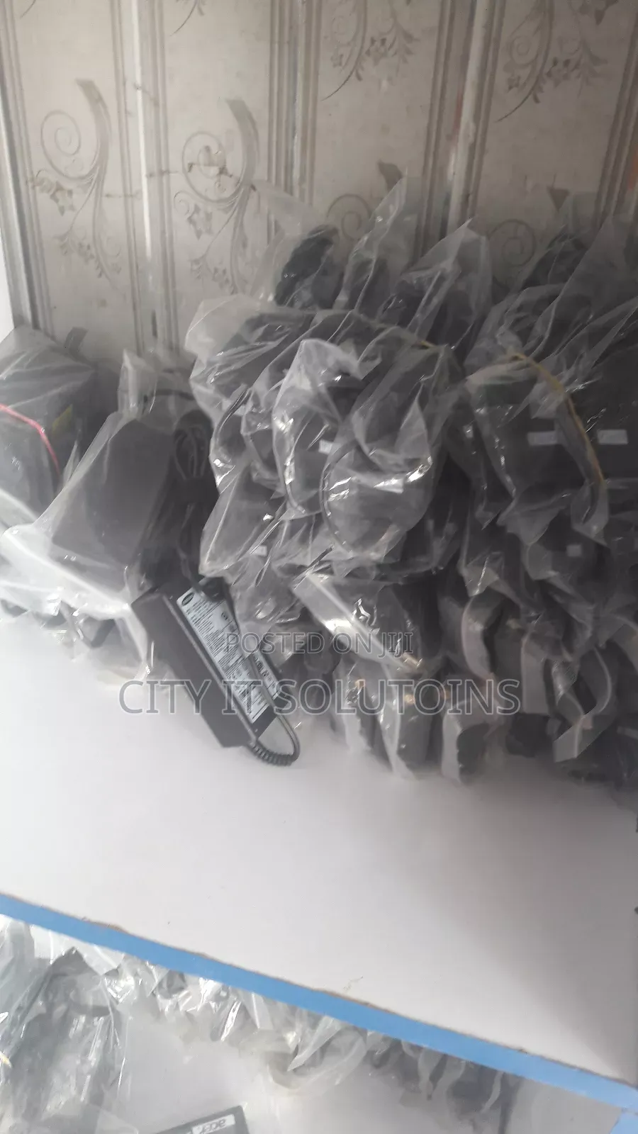 All Brands of Laptop's Charges