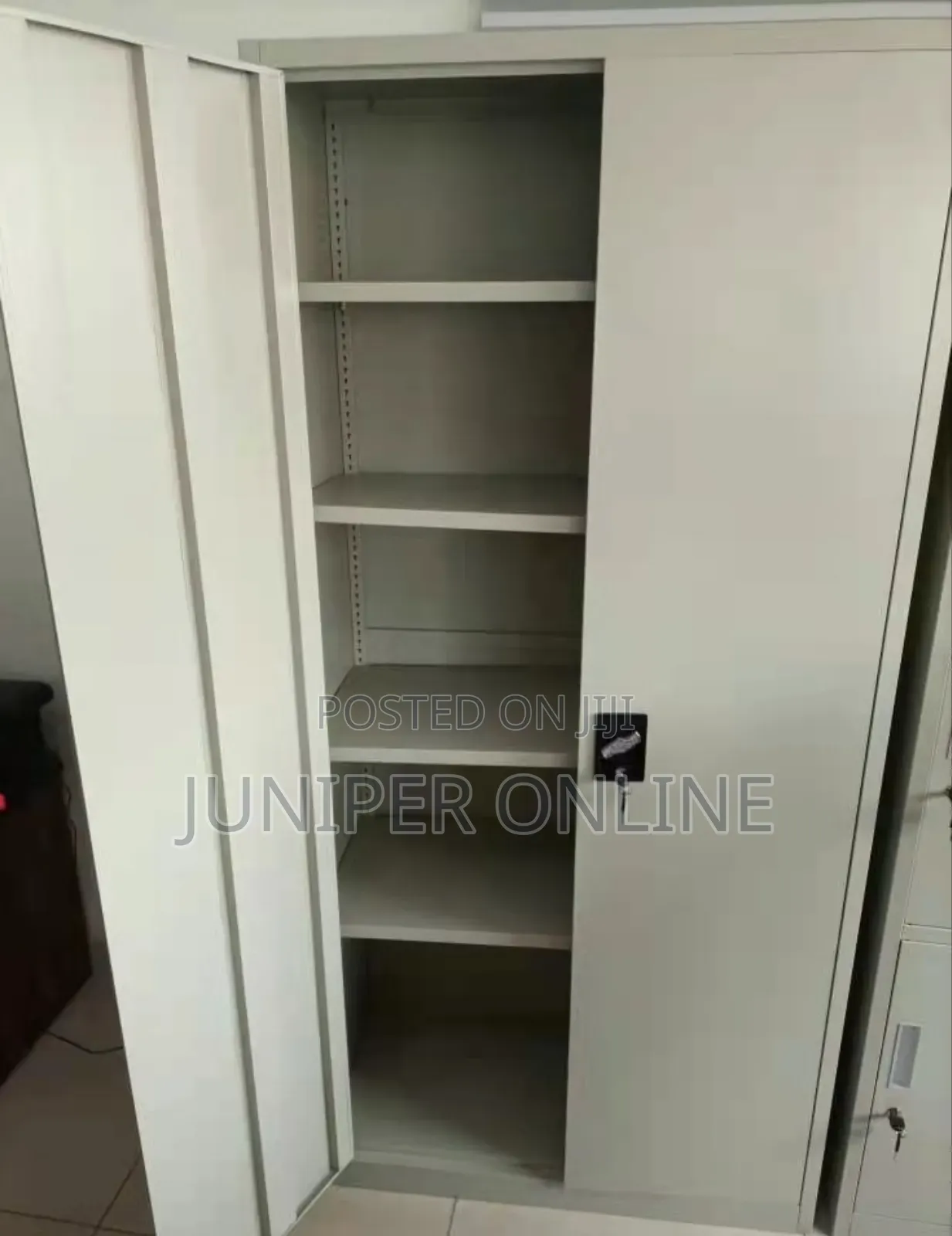 Office Cabinet Metallic Glass Sewn