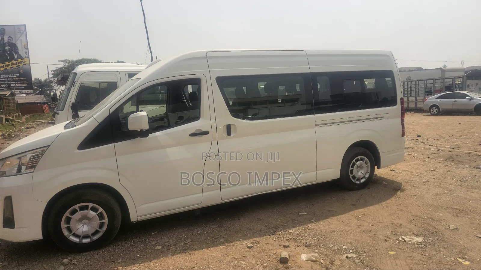 Toyota Grand HiAce 2023 White
