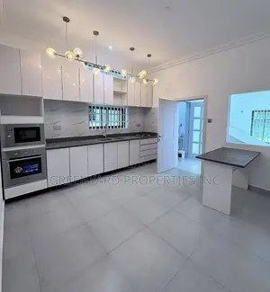 3bdrm House in Ayi Mensah, Oyarifa for sale