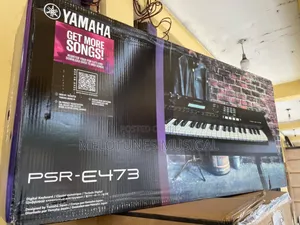 Yamaha, 61-Key Touch-Sensitive Advanced Portable Keyboard