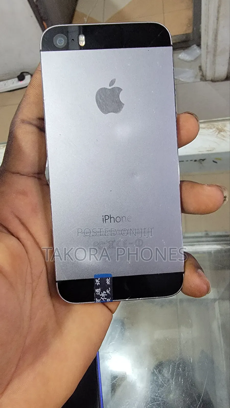Apple iPhone 5s 64 GB Gray