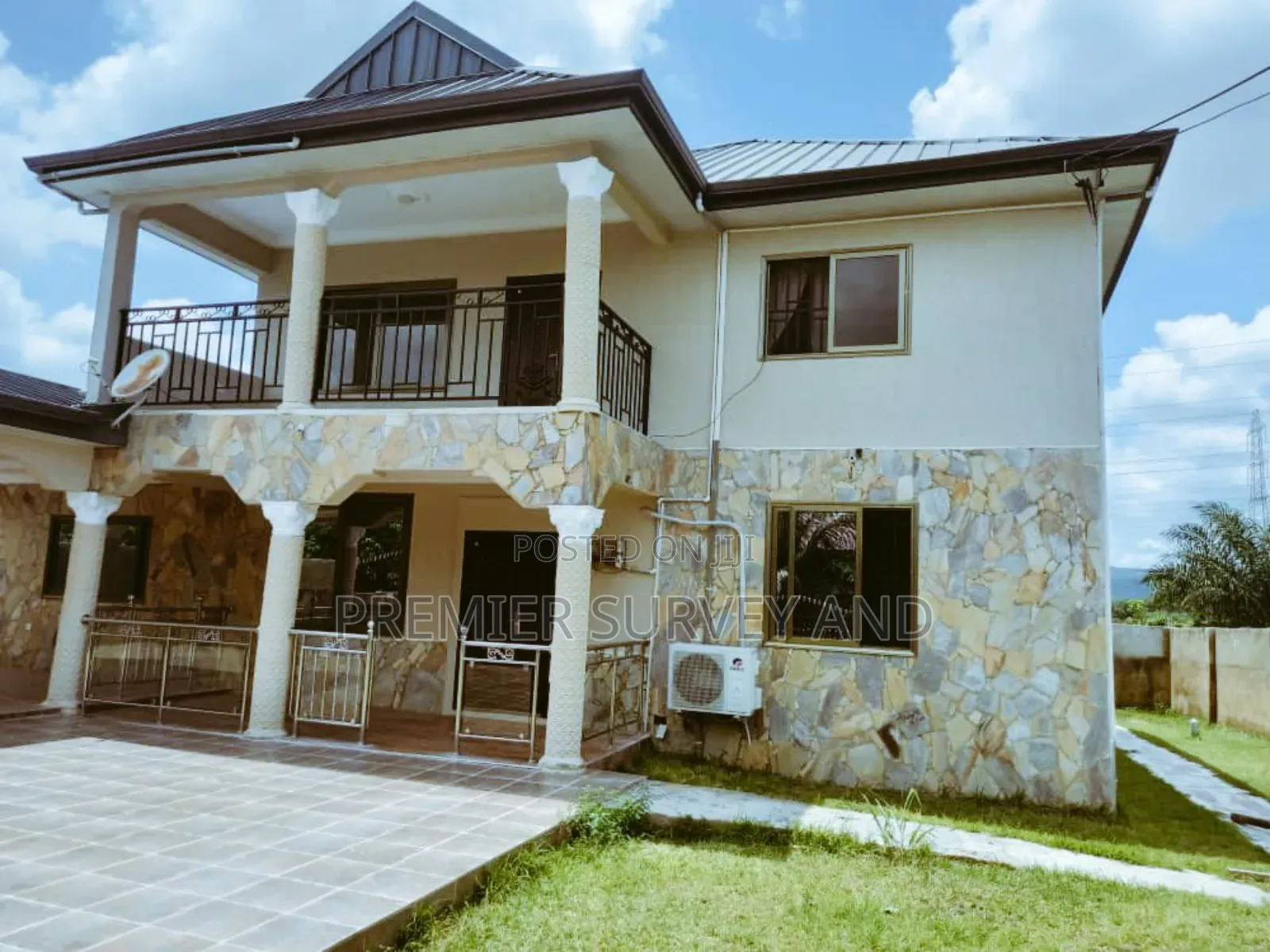 Stunning Storey Building