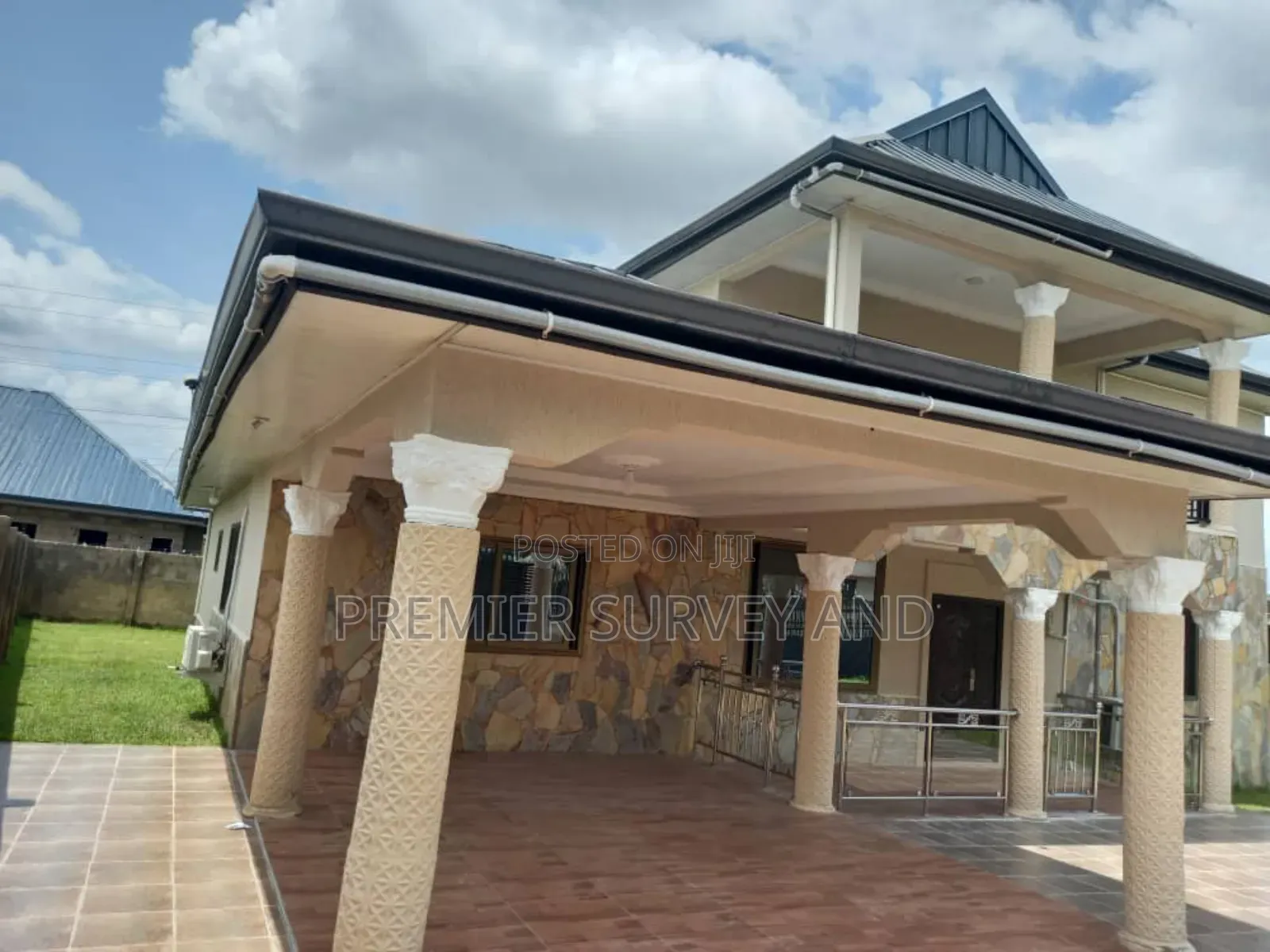 Stunning Storey Building