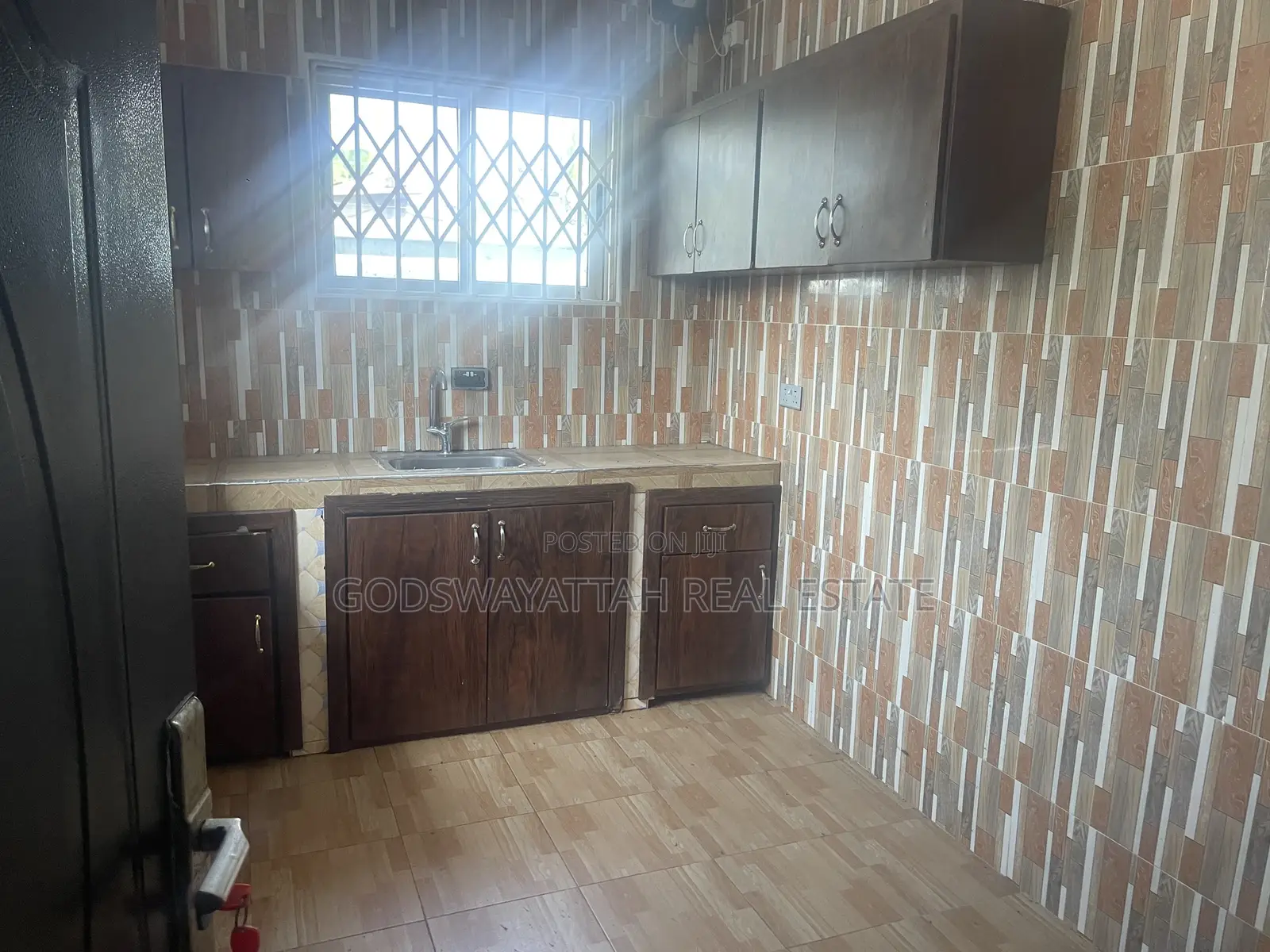 3bdrm House in East Legon, Adjiriganor for rent