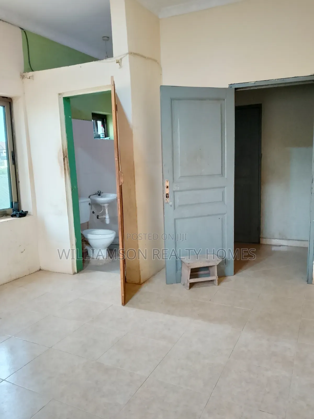 1bdrm Apartment in Kotobabi, Ecobank for rent