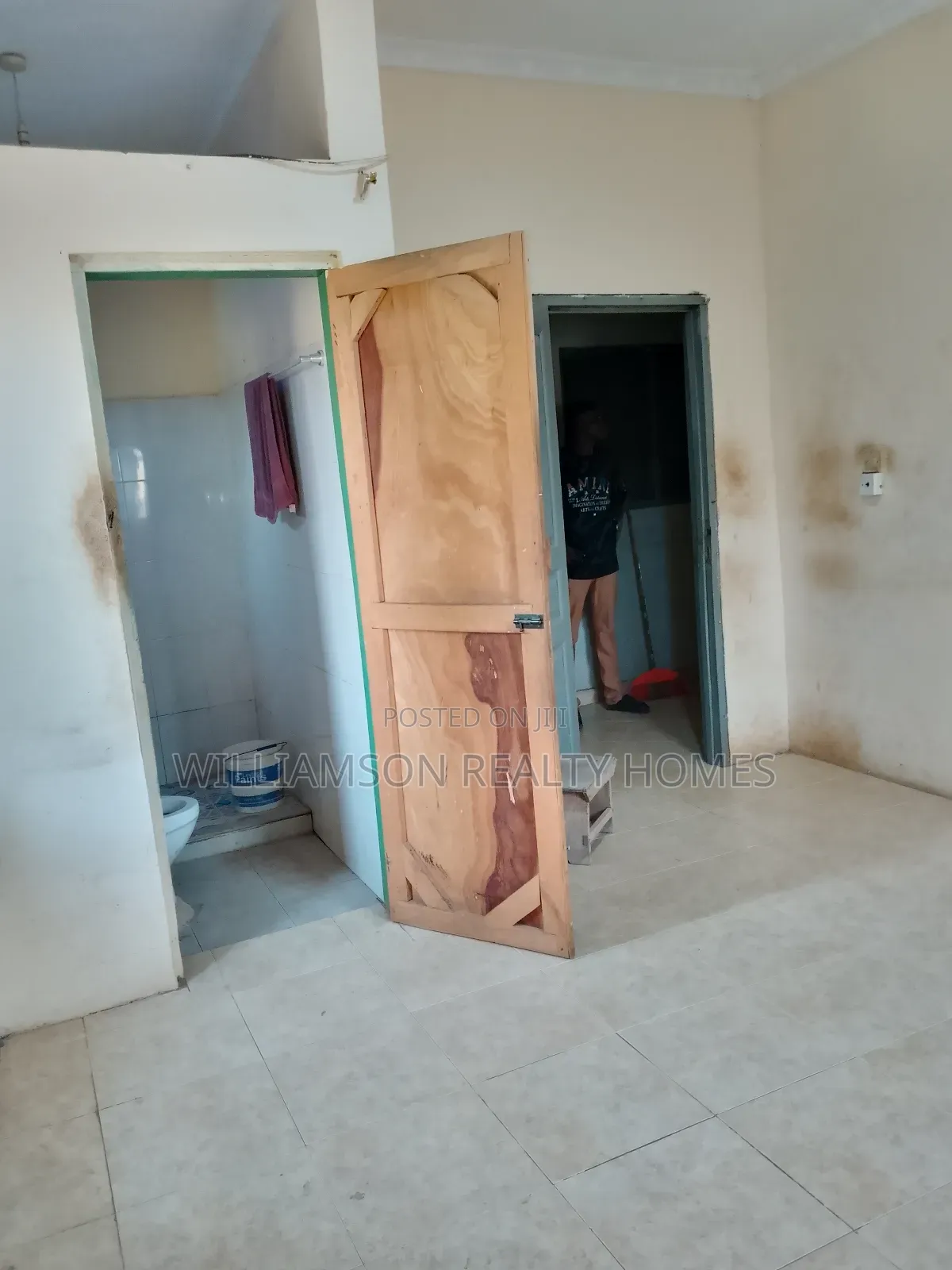 1bdrm Apartment in Kotobabi, Ecobank for rent