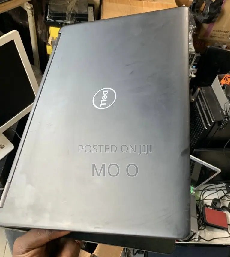 Laptop Dell Latitude 5490 8GB Intel Core I7 SSD 256GB