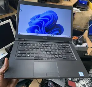 Laptop Dell Latitude 5490 8GB Intel Core I7 SSD 256GB