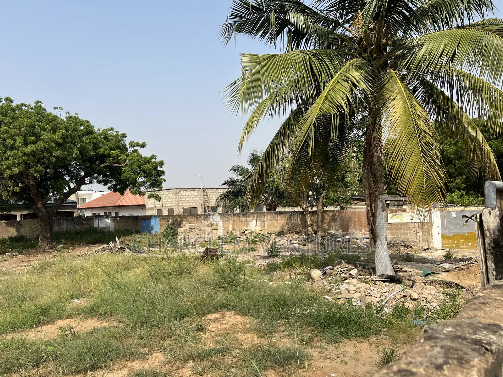 Plots of Land for Sale at East Airport