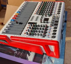 Yamaha Q12 Powered Mixer