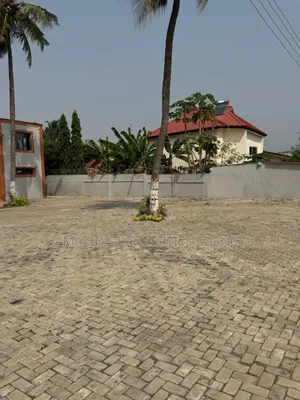 7bdrm House in Office Space Labone, Adjiriganor for rent