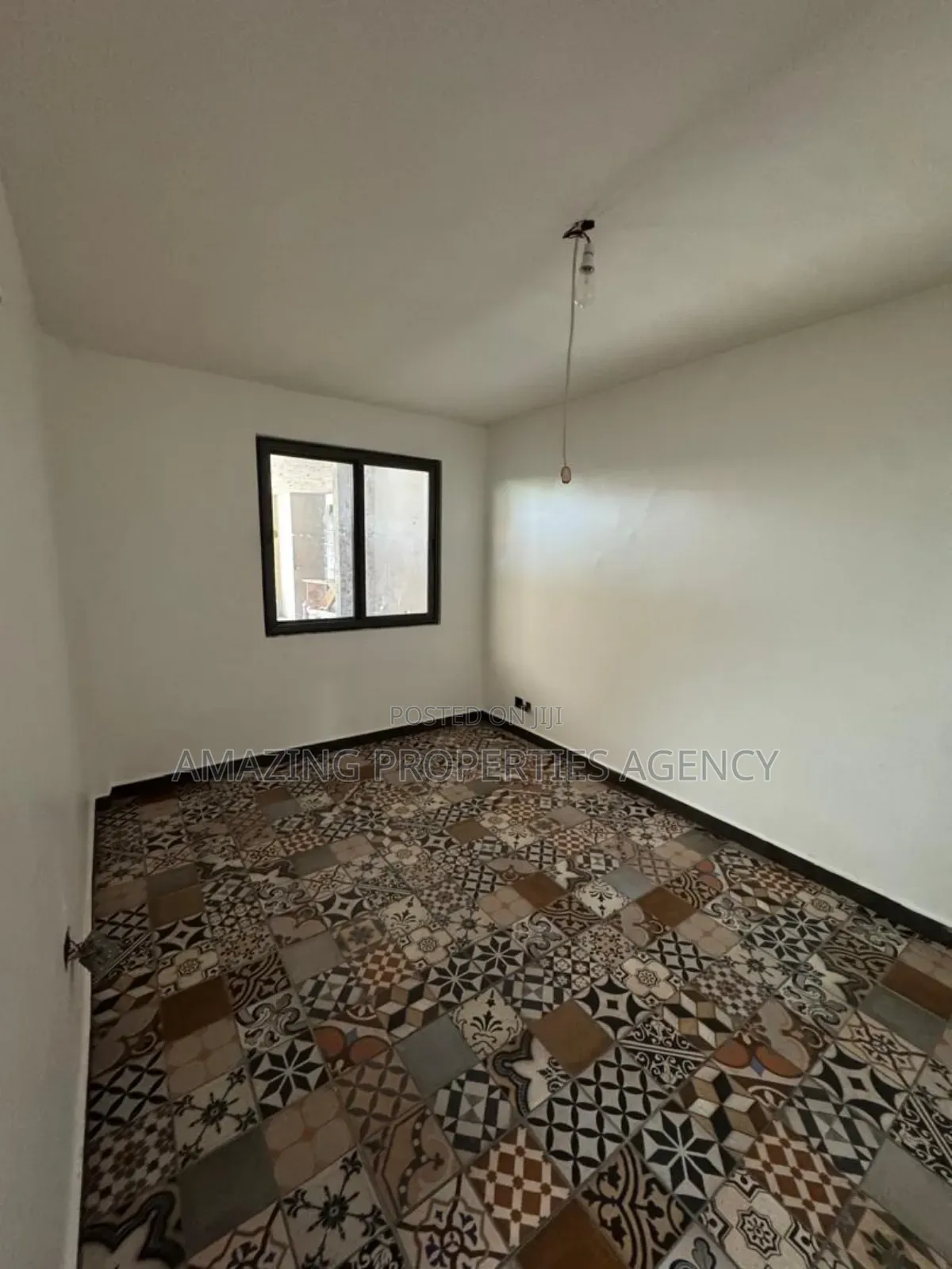 7bdrm House in Office Space Labone, Adjiriganor for rent