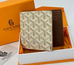 Fashionable Leather Goyard Wallet in Colors Displayed
