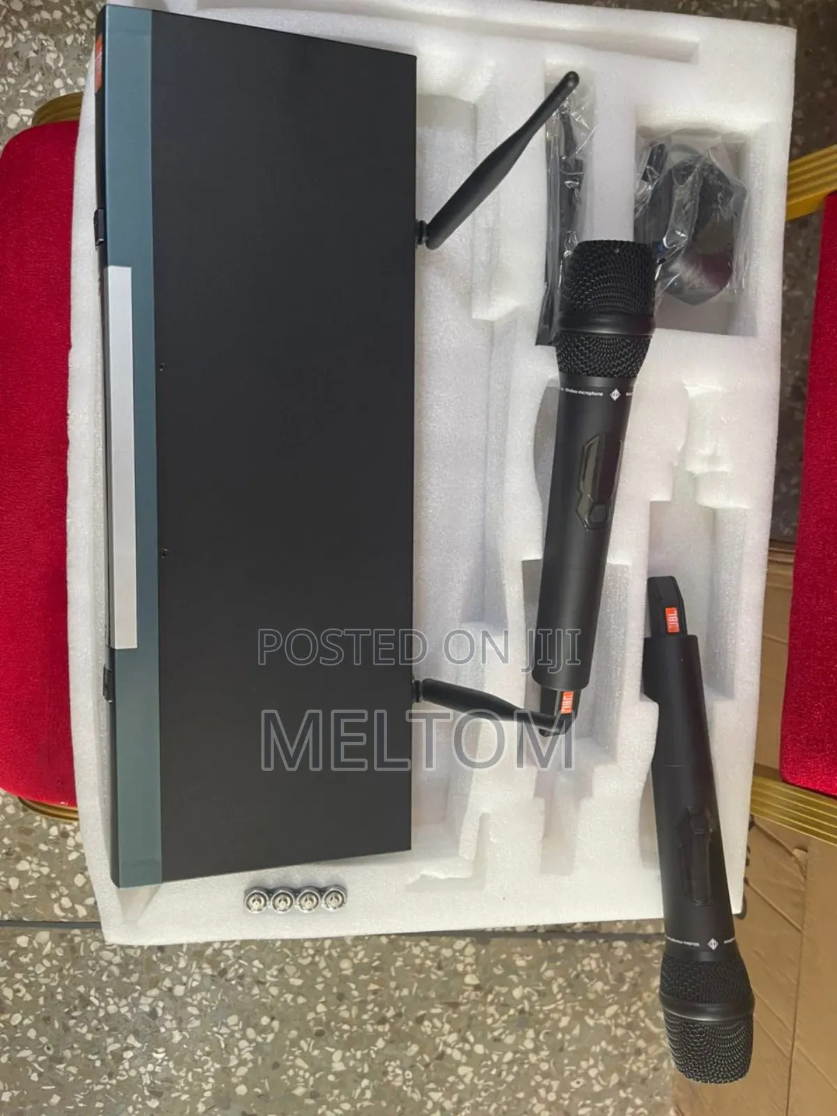 JBL Kmc8 2in1 Wireless Microphone