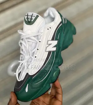 New Balance 1000