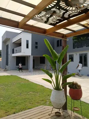 Furnished 6bdrm House in Abokobi, Adenta for sale