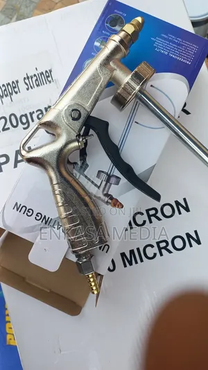Under Coating Gun Or Gravitex Gun For Speaker Box And More.