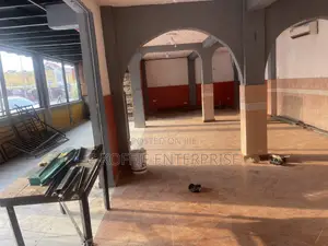 Showroom of 300sqm + at North Kaneshie Industrial Area 4 Rent