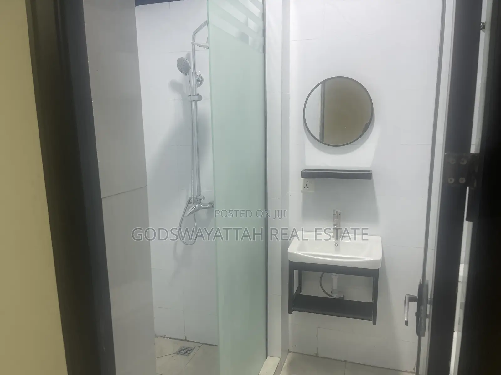 1bdrm Apartment in East Legon, Adjiriganor for rent