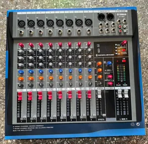 Yamaha CT-80S Professional 8-Channel Mixer