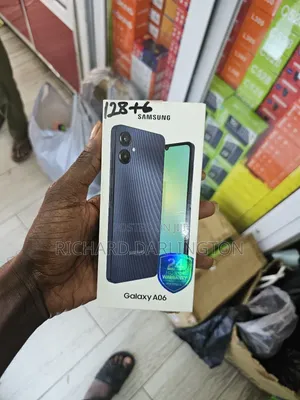 New Samsung Galaxy A06 128 GB Black