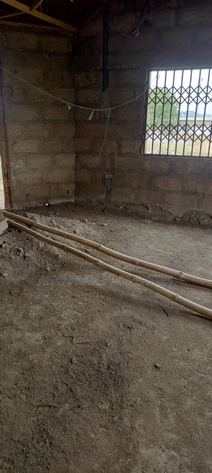 3bdrm House in Amasaman Opah for sale