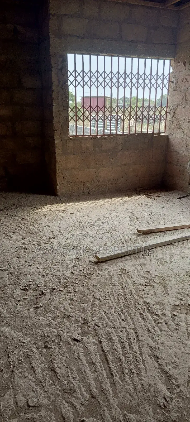 3bdrm House in Amasaman Opah for sale